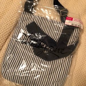 3 for $30 | Organizing Shoulder Bag - Thirty One Gifts